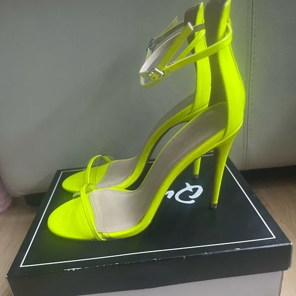 Neon Heels - Picture 4 of 9